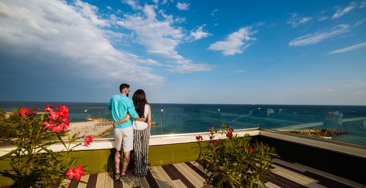Cazare la mare in Cap Aurora - apartament junior cu jacuzzi - vedere la mare Cazare la mare in Cap Aurora - apartament junior cu jacuzzi - vedere la mare