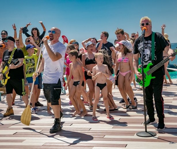 neata cu razvan si dani la mare 6 neata cu razvan si dani la mare 6