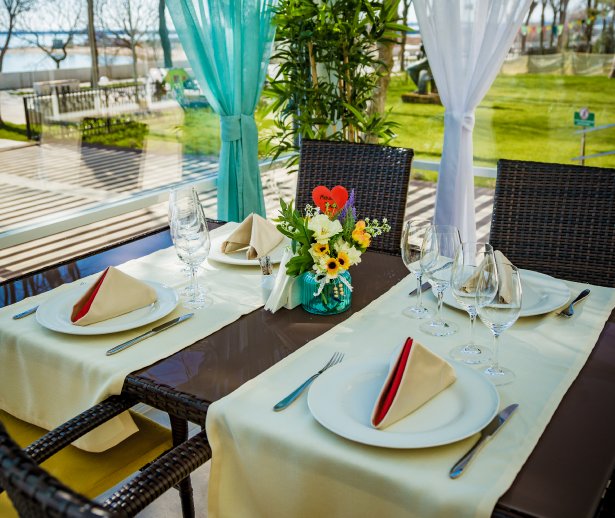 restaurant mangalia mera brise restaurant mangalia mera brise