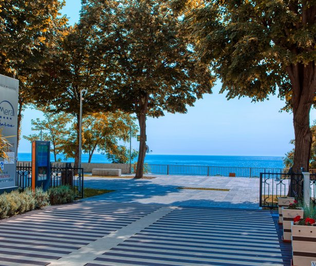 faleza din mangalia faleza din mangalia