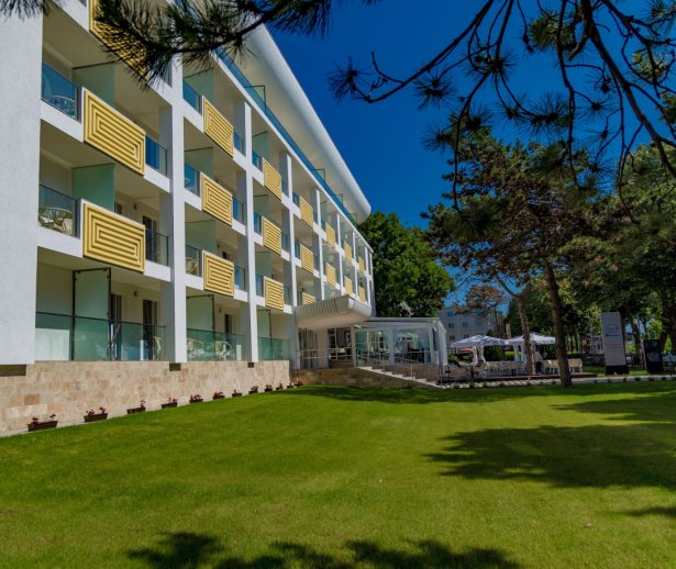 peluza hotel mer brise peluza hotel mer brise