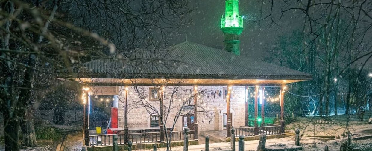 Iarnalamaredecesmergiiceopiunidecazareexist Iarnalamaredecesmergiiceopiunidecazareexist