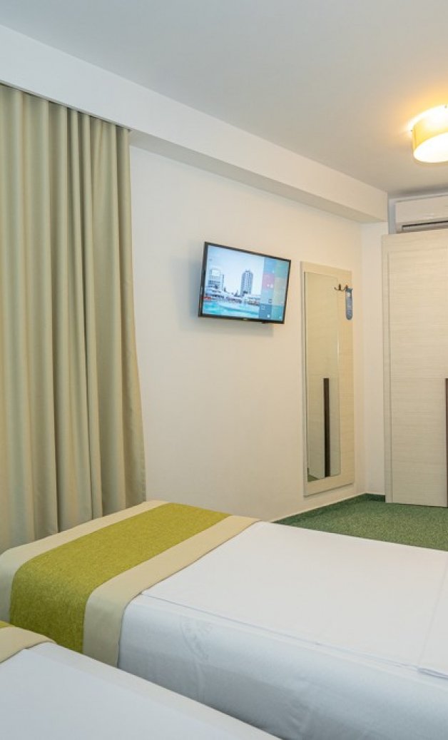 cameratwinhote cameratwinhote