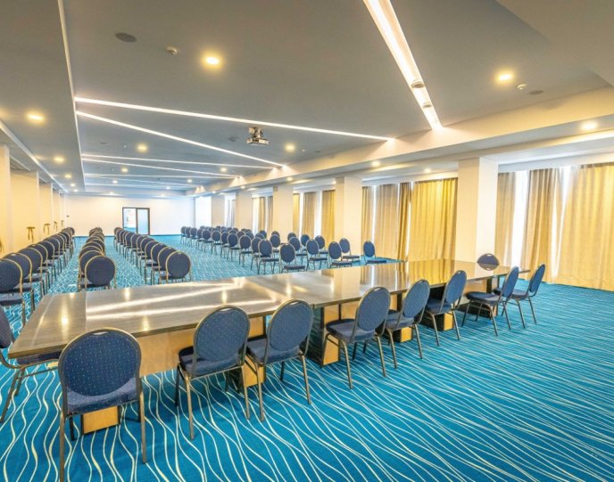centrudeconferintecapauroramerahotel centrudeconferintecapauroramerahotel