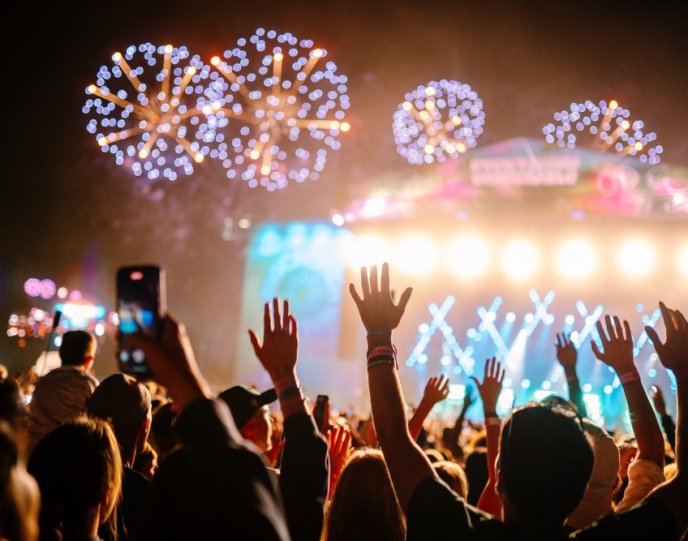 publiccaresedistreazalaunfestiva