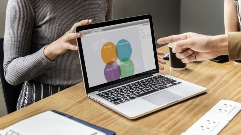 sala de conferinta si evenimente business in mangalia - cadru deosebit sala de conferinta si evenimente business in mangalia - cadru deosebit