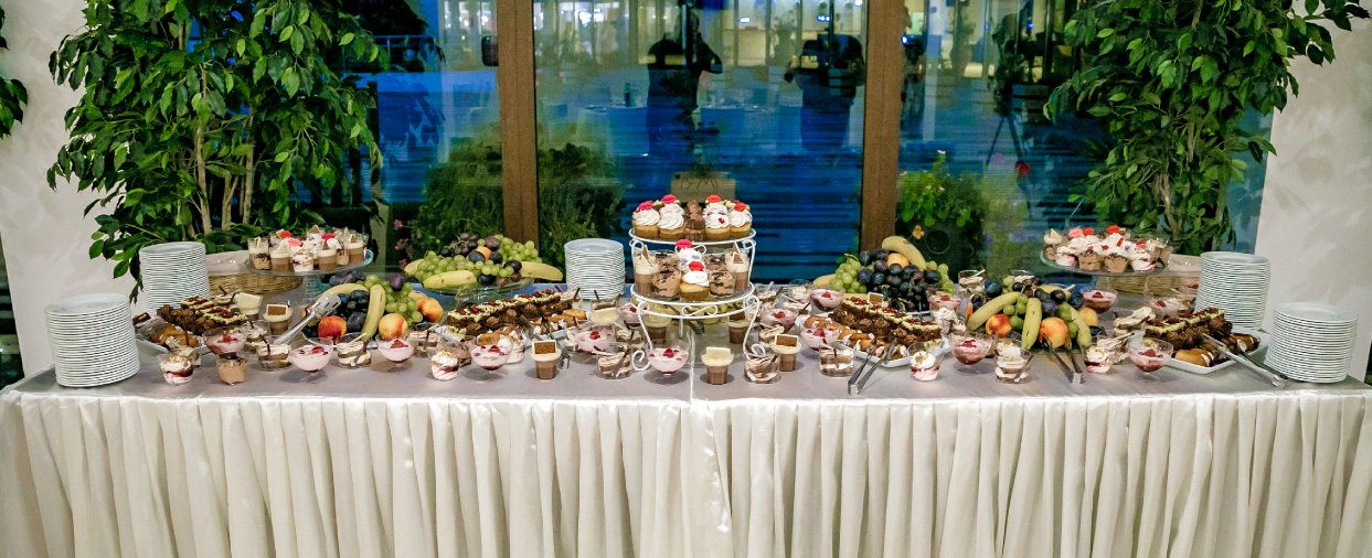 Evenimente private - masa cu prajituri Evenimente private - masa cu prajituri