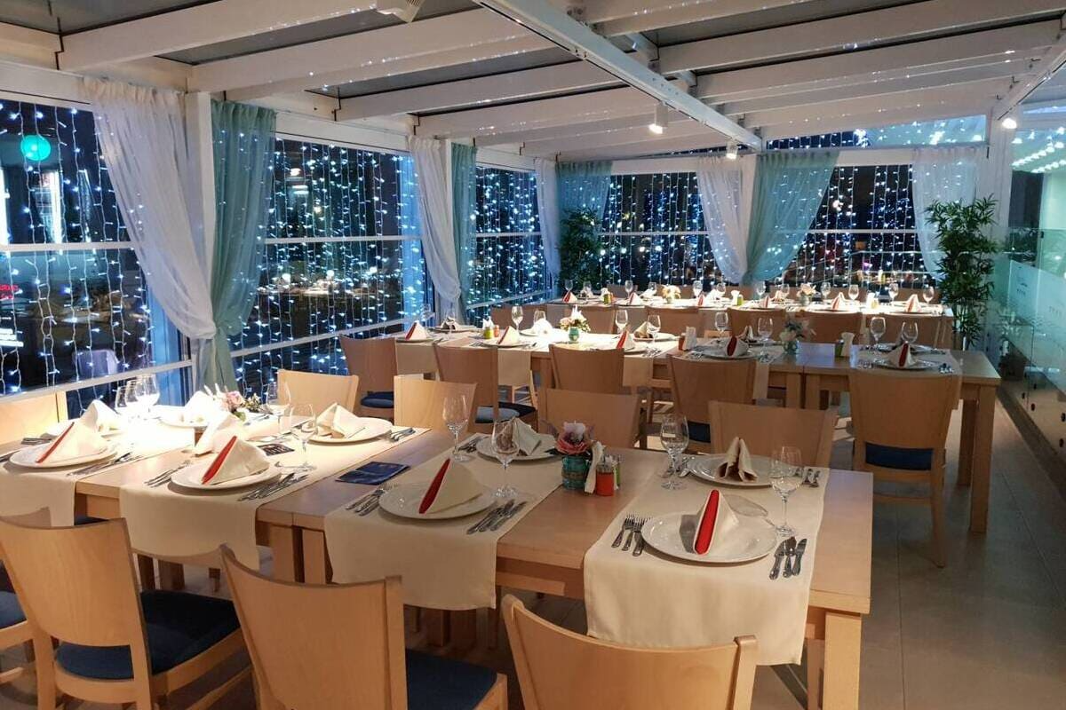 restaurantul hotelului Mera Brise din Mangalia in sezonul rece