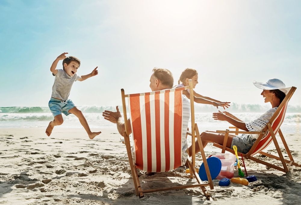 familie in vacanta la mare