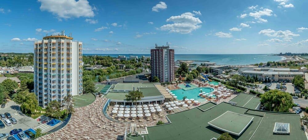 Mera Resort: vacanță all inclusive în Venus, stațiunea iubirii și a frumuseții!