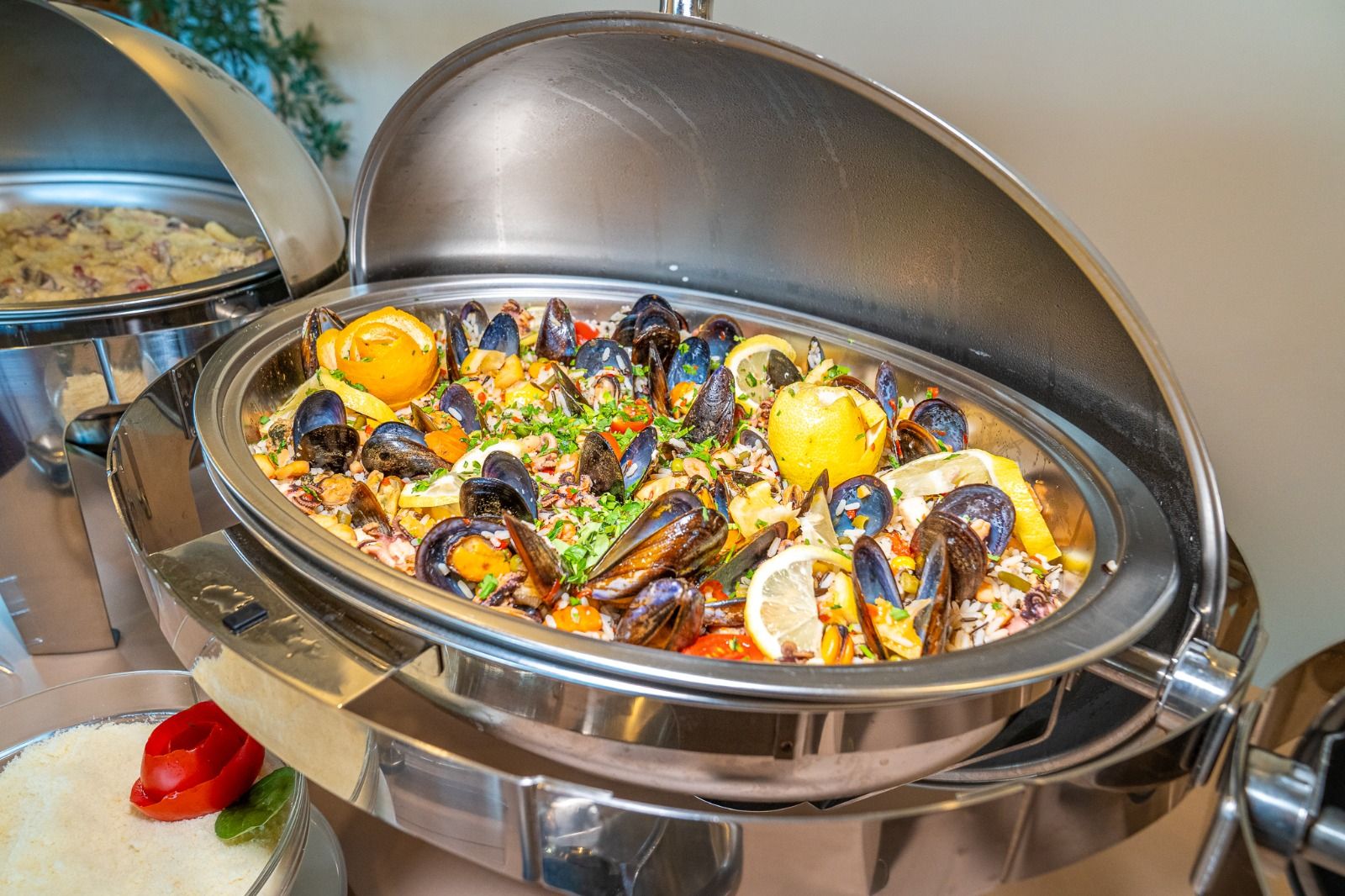 paella in regim all inclusive